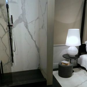 Porcelanato Magnum Stone Calacatta Smooth Mate Semi Pulido 120x240 cm